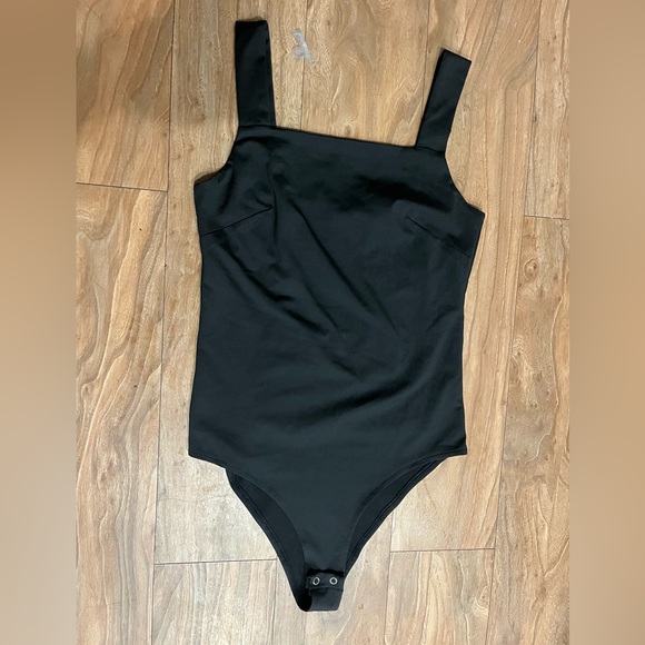 ReoRia Tops - ReoRia Classic Black Bodysuit